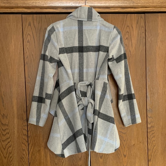 {Favlux} Plaid Ruffle Front Jacket - Picture 4 of 7